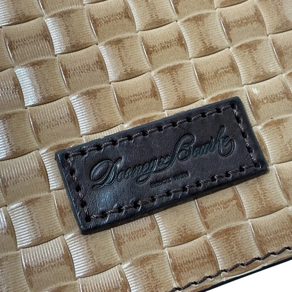 Dooney & Bourke Tan Embossed‎ Woven Leather Wristlet Clutch Bag Brown Trim